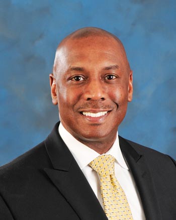 Eric Holloway headshot